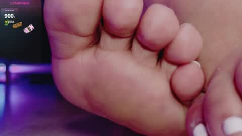 Snapshot of mistressjm_ chatting on 04-07-26, 12:38 Jhadee online show from 04-07-26, 12:38