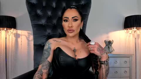 mistresskennya online show from 05-11-26, 06:49