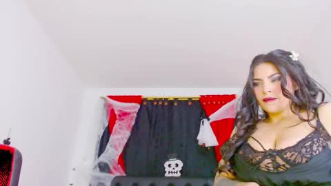 Mistresslombana online show from 10-23-25, 06:02