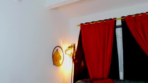 Snapshot of mistresslombana_666 chatting on 04-17-26, 04:04 Mistresslombana online show from 04-17-26, 04:04