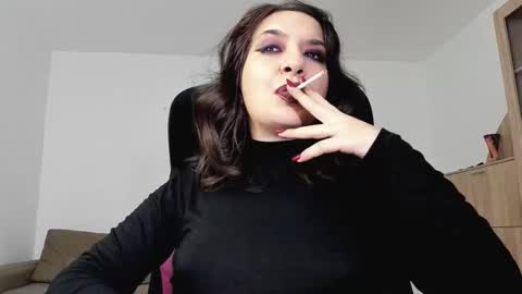 Snapshot of mistressmichelle5 chatting on 02-17-25, 03:25 YourGoddessM online show from 02-17-25, 03:25