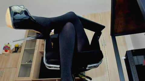 YourGoddessM online show from 05-02-26, 08:47