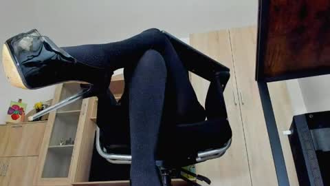 YourGoddessM online show from 05-05-26, 01:08