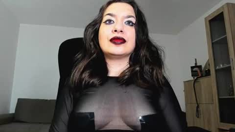 YourGoddessM online show from 06-17-26, 07:11