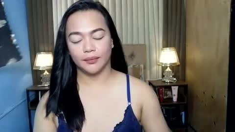 Snapshot of mistressofthewest7 chatting on 07-17-26, 05:47 mistressofthewest7 online show from 07-17-26, 05:47