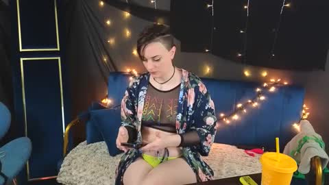 Mistress Quynn online show from 10-07-25, 08:17