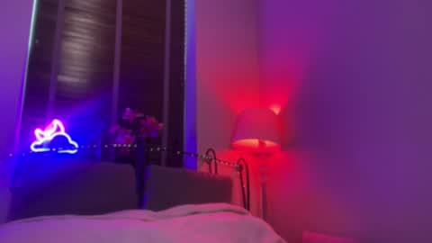 Miss X online show from 01-14-26, 04:56