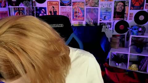 Snapshot of mistybarnes chatting on 12-28-24, 05:35 MistyBarnes NONUDE MODEL online show from 12-28-24, 05:35