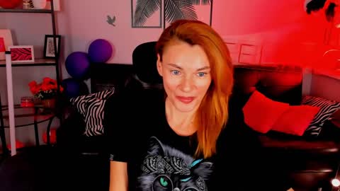 Snapshot of mistybarnes chatting on 01-09-25, 08:34 MistyBarnes NONUDE MODEL online show from 01-09-25, 08:34