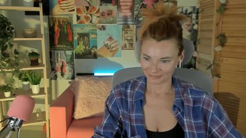 Snapshot of mistybarnes chatting on 03-02-25, 03:27 MistyBarnes NONUDE MODEL online show from 03-02-25, 03:27