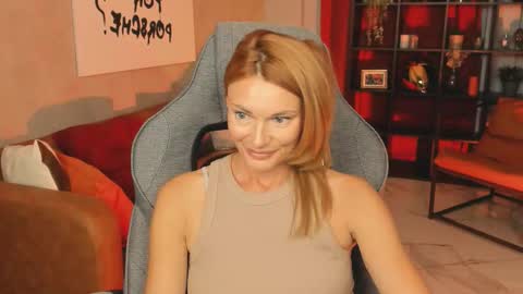 Snapshot of mistybarnes chatting on 10-05-25, 02:37 MistyBarnes NONUDE MODEL online show from 10-05-25, 02:37