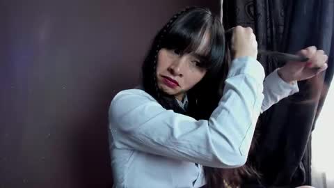 Snapshot of mistymooon chatting on 03-17-26, 01:36 Emma online show from 03-17-26, 01:36