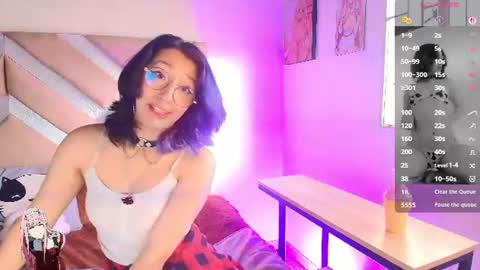 mitsuri_nyx online show from 06-25-26, 12:09