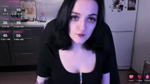 lina. online show from 05-31-26, 09:27