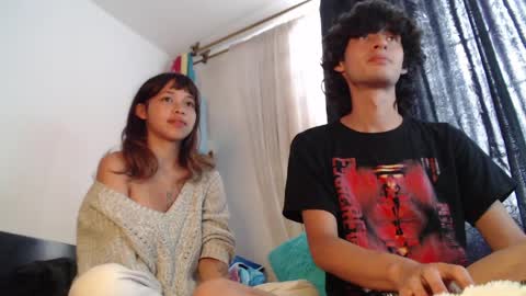 Snapshot of mixipeach chatting on 03-31-26, 08:42 Naomi and Nekorii online show from 03-31-26, 08:42