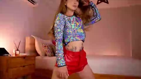 Snapshot of miya_shake chatting on 07-10-26, 09:28 Miya Nika online show from 07-10-26, 09:28