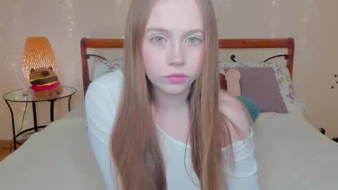 Snapshot of miya_soft chatting on 03-15-26, 01:44 Miya online show from 03-15-26, 01:44