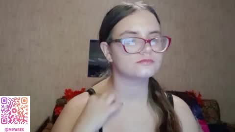 Milana online show from 10-20-25, 01:44