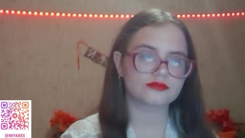 Milana online show from 11-07-25, 05:24