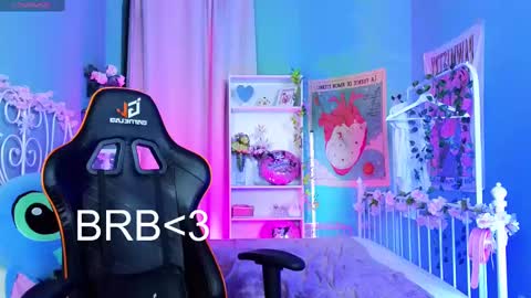 Snapshot of mizukinoyoru chatting on 02-26-25, 03:32 Mizuki online show from 02-26-25, 03:32