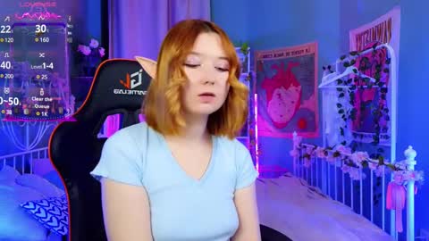 Snapshot of mizukinoyoru chatting on 02-28-25, 09:01 Mizuki online show from 02-28-25, 09:01