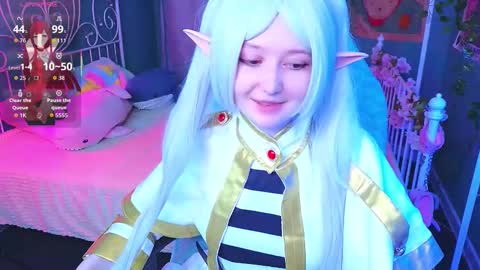 Snapshot of mizukinoyoru chatting on 09-12-25, 08:53 Mizuki online show from 09-12-25, 08:53