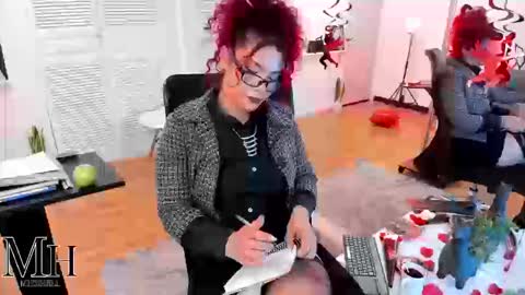 Snapshot of mizzhell_ chatting on 09-20-25, 01:45 mizzhell_ online show from 09-20-25, 01:45