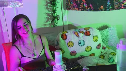 Snapshot of mj_vodkagirls chatting on 01-07-25, 06:24 Hera Tethra Bathtub stream 20k followers Ask about our custom videos3 online show from 01-07-25, 06:24