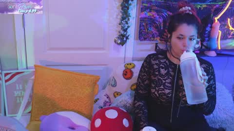 Snapshot of mj_vodkagirls chatting on 01-27-25, 03:28 Hera Tethra Bathtub stream 20k followers Ask about our custom videos3 online show from 01-27-25, 03:28