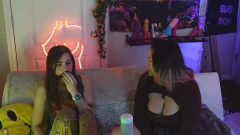 Snapshot of mj_vodkagirls chatting on 03-06-25, 01:24 Hera Tethra Bathtub stream 20k followers Ask about our custom videos3 online show from 03-06-25, 01:24