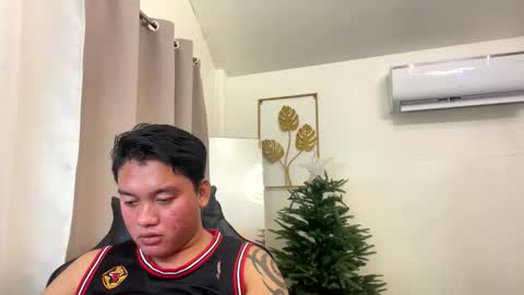 Michole Jay online show from 11-16-25, 05:51