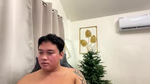 Michole Jay online show from 11-24-25, 02:50