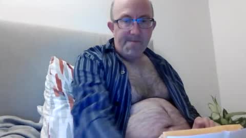 mjm19742025 online show from 05-13-26, 07:22