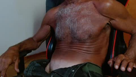 Snapshot of mjmadurengue chatting on 03-30-26, 09:38 Mario jose online show from 03-30-26, 09:38