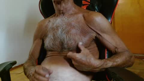 Snapshot of mjmadurengue chatting on 04-11-26, 05:01 Mario jose online show from 04-11-26, 05:01