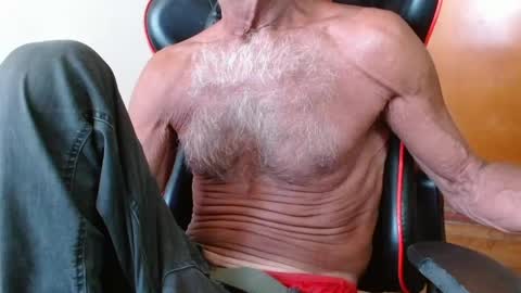 Snapshot of mjmadurengue chatting on 04-12-26, 01:27 Mario jose online show from 04-12-26, 01:27