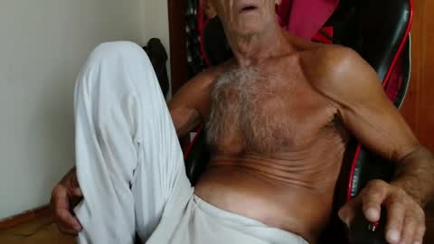 Snapshot of mjmadurengue chatting on 05-03-26, 09:21 Mario jose online show from 05-03-26, 09:21