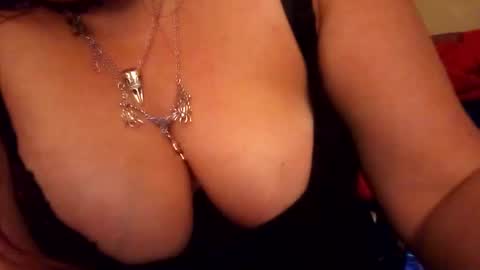Snapshot of mkroze00027912025 chatting on 06-06-26, 04:28 mkroze00027912025 online show from 06-06-26, 04:28