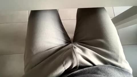 Snapshot of mmaestro42 chatting on 11-10-25, 03:33 mmaestro42 online show from 11-10-25, 03:33