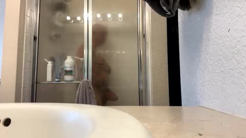 Snapshot of mmartinez7 chatting on 11-01-25, 08:00 mmartinez7 online show from 11-01-25, 08:00