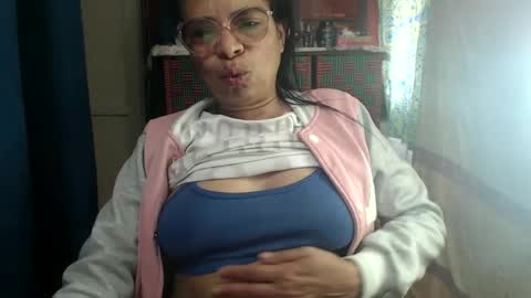 kelly online show from 09-24-25, 02:09