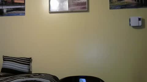 Snapshot of mmr4545 chatting on 04-15-26, 05:03 mark online show from 04-15-26, 05:03