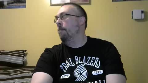Snapshot of mmr4545 chatting on 04-27-26, 03:59 mark online show from 04-27-26, 03:59