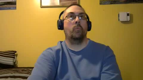 Snapshot of mmr4545 chatting on 04-28-26, 04:17 mark online show from 04-28-26, 04:17
