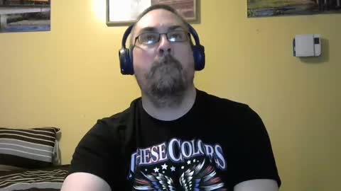 Snapshot of mmr4545 chatting on 05-02-26, 04:06 mark online show from 05-02-26, 04:06