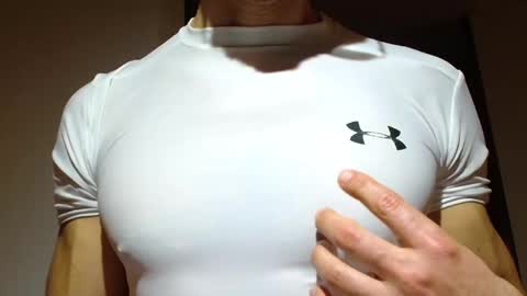 Snapshot of mmuscularman chatting on 10-02-25, 06:42 mmuscularman online show from 10-02-25, 06:42