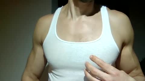 Snapshot of mmuscularman chatting on 07-02-26, 07:36 mmuscularman online show from 07-02-26, 07:36