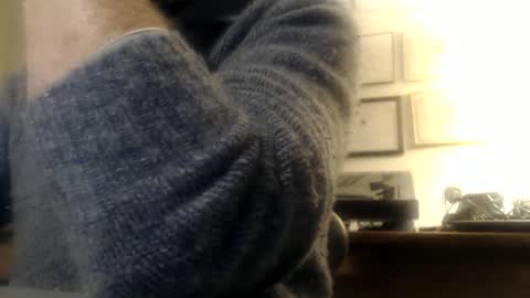Snapshot of mmythmaker chatting on 03-27-26, 10:04 mmythmaker online show from 03-27-26, 10:04