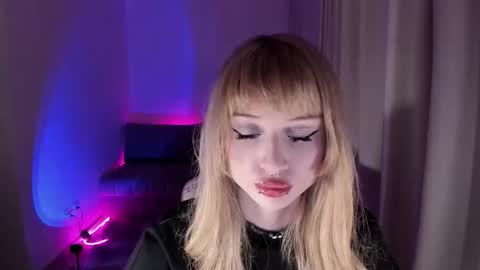 Snapshot of mnepohhh chatting on 02-08-26, 10:46 mnepohhh online show from 02-08-26, 10:46