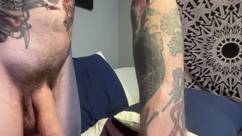 Snapshot of mntuila chatting on 01-19-25, 02:47 MNTuiLa online show from 01-19-25, 02:47